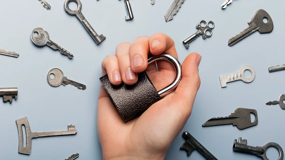 the Differences Between Mortice and Cylinder Locks